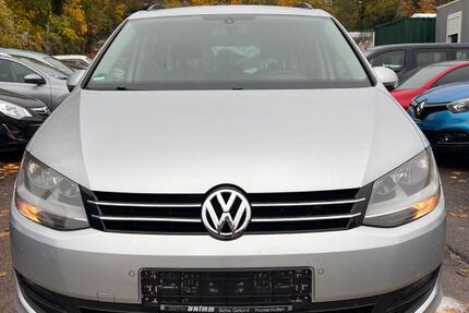 VW Sharan 164.777 km 10.400 € Stuttgart 70376