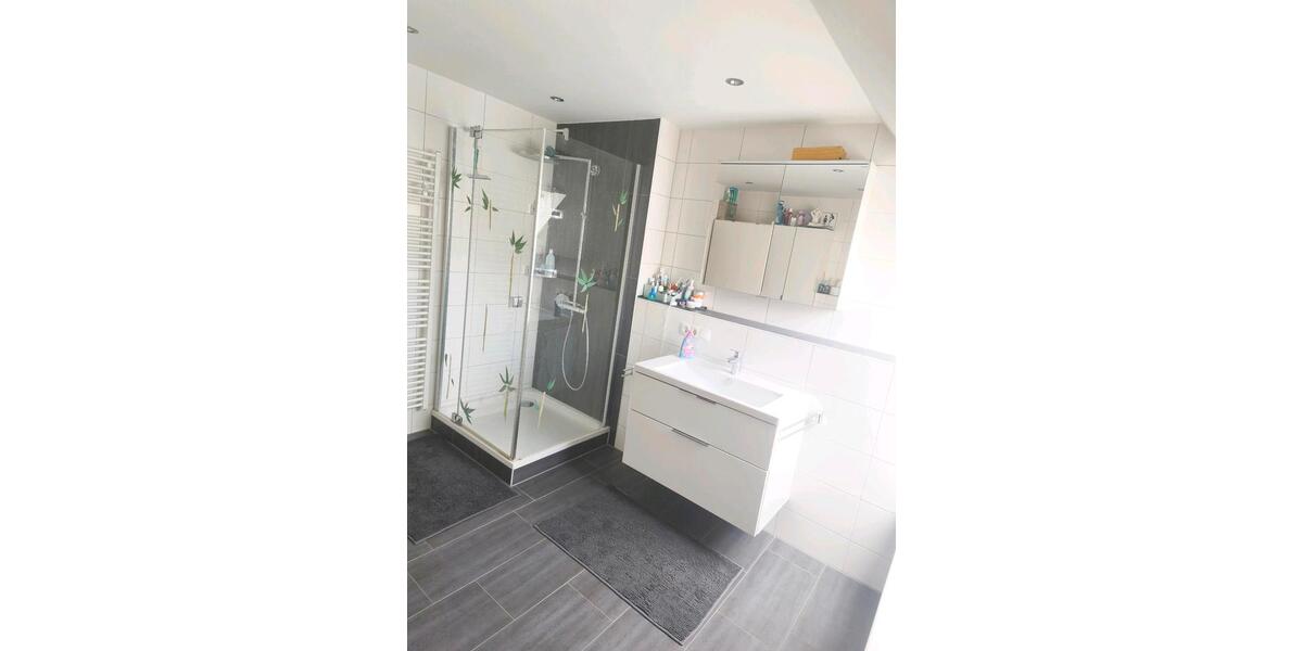 Doppelhaushälfte Grafenau - 6 Zimmer, 182 m&sup2;, 790.000&euro; | Angebot:26983992