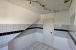 Dachgeschoßwohnung Neuenbürg - 3.5 Zimmer, 85 m&sup2;, 980&euro; | Angebot:26354841
