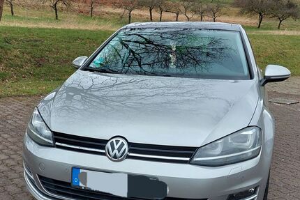 VW Golf 103.000 km 12.500 &euro; Malsch 76316