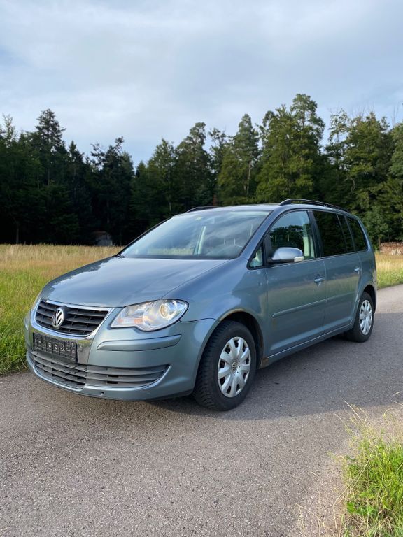 VW Touran 278.634 km 1.800 € Neuweiler 75389