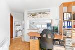 2-Etagen-Wohnung mit 2 TG-Stellplätze, EBK, 2 BadeZimmer, Balkon und Terrasse