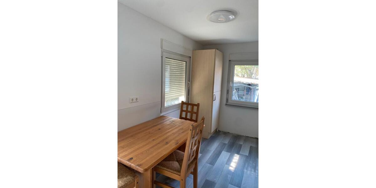 Etagenwohnung Karlsbad - 6 Zimmer, 130 m&sup2;, 470&euro; | Angebot:27604879