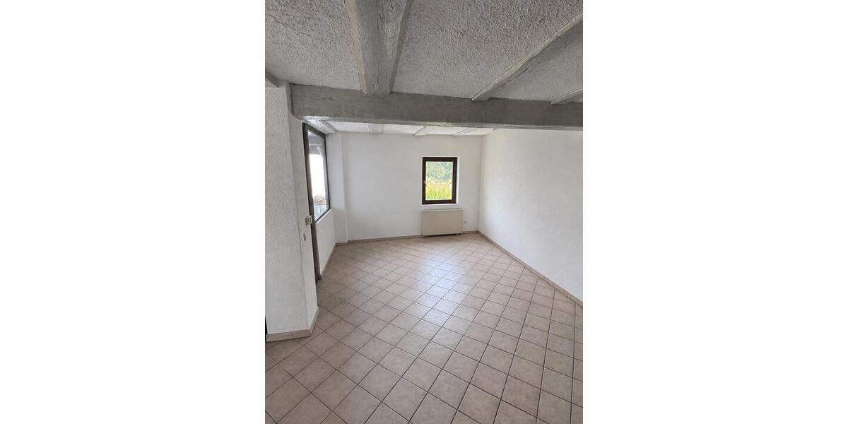 Doppelhaushälfte Sachsenheim - 5 Zimmer, 123 m&sup2;, 400.000&euro; | Angebot:27158344