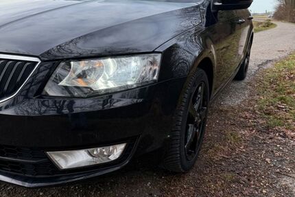 Skoda Octavia 157.000 km 8.790 &euro; Pforzheim 75181