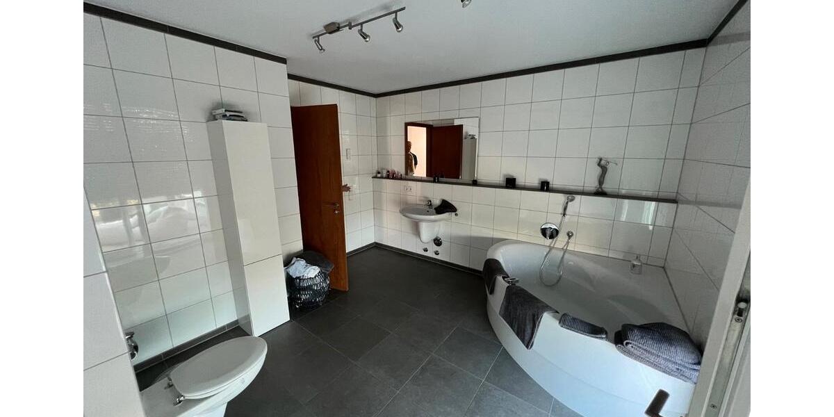Einfamilienhaus Pforzheim Dillweißenstein - 3 Zimmer, 143 m&sup2;, 555.000&euro; | Angebot:26481105