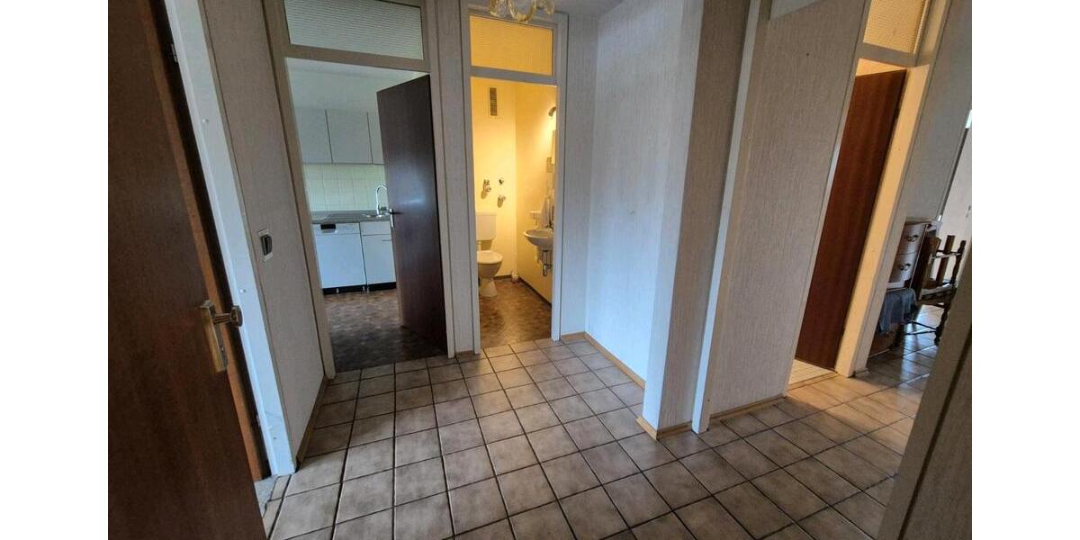 Etagenwohnung Pforzheim Nordstadt - 3.5 Zimmer, 93 m&sup2;, 248.000&euro; | Angebot:25932904