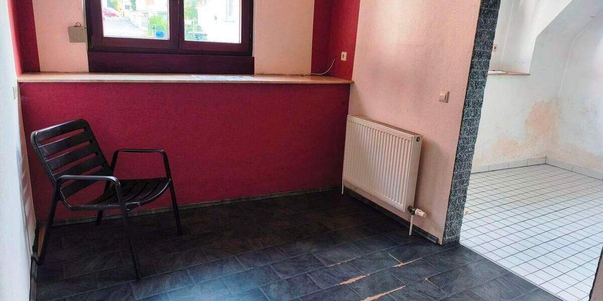 Mehrfamilienhaus, Wohnhaus Remchingen Wilferdingen - 4 Zimmer, 107 m&sup2;, 850&euro; | Angebot:25748636