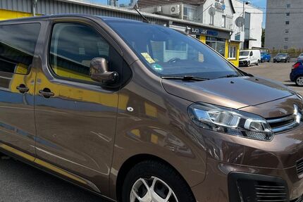 Citroen SpaceTourer 194.000 km 15.999 € Stuttgart 70376