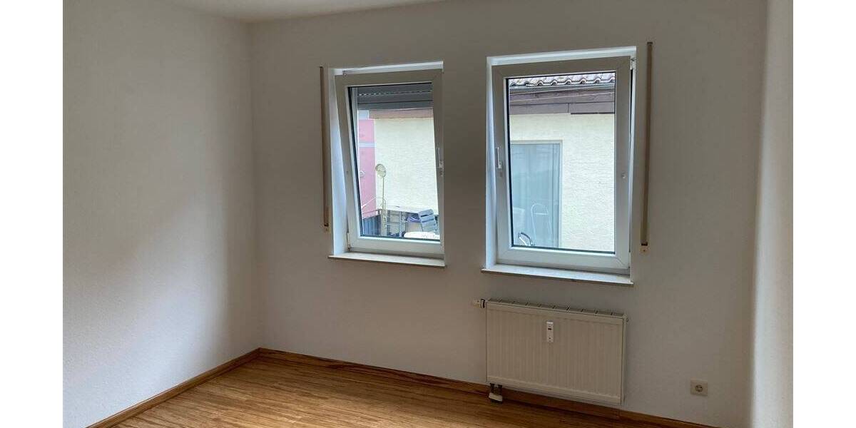 Etagenwohnung Weil der Stadt - 3 Zimmer, 75 m&sup2;, 274.000&euro; | Angebot:25667355