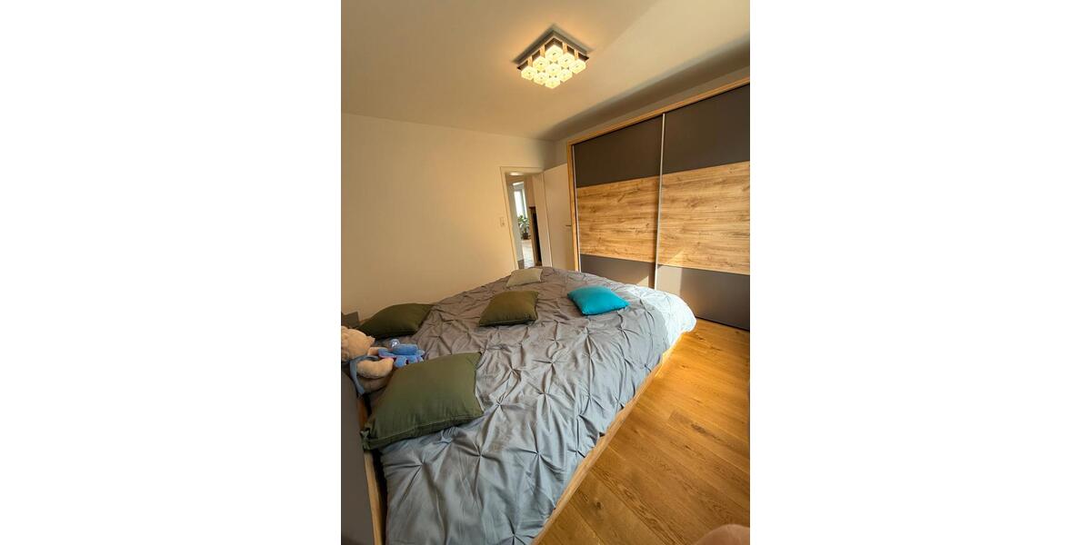 Etagenwohnung Sachsenheim - 3 Zimmer, 69 m&sup2;, 285.000&euro; | Angebot:27242027