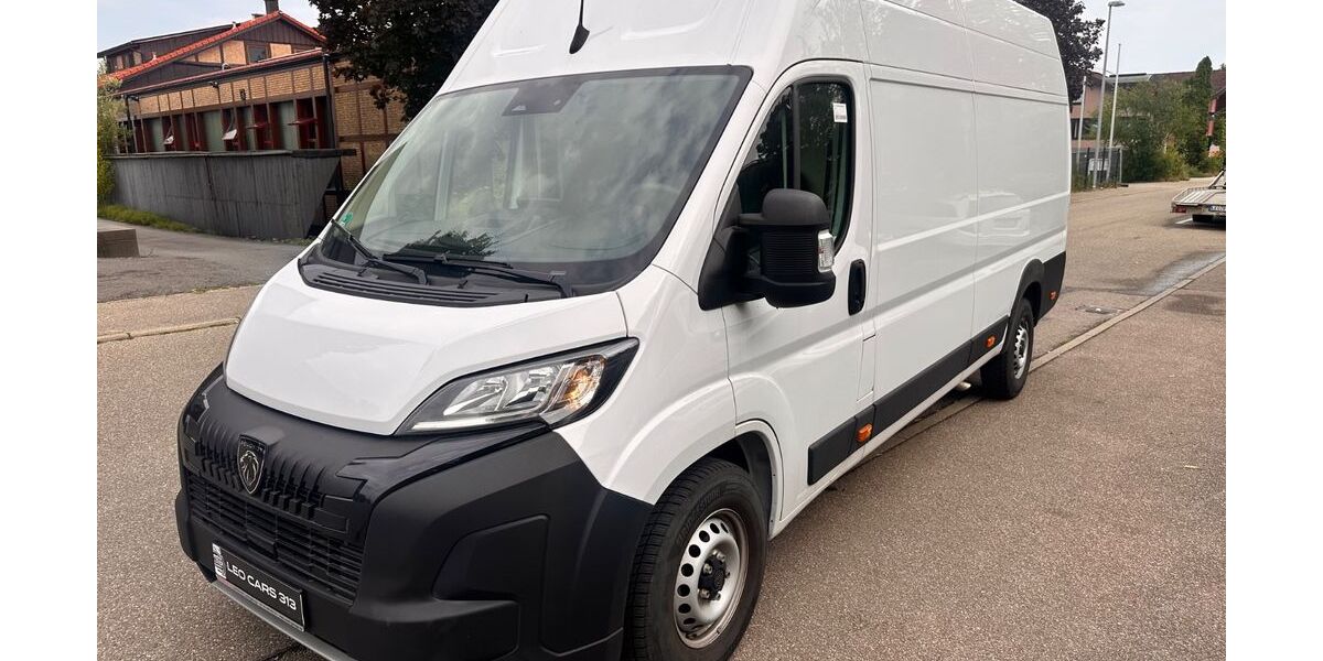 Peugeot Boxer 22.425 km 25.990 &euro; LEONBERG 71229