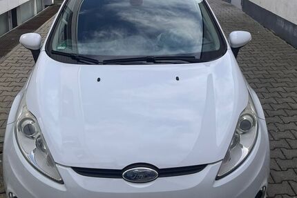 Ford Fiesta 220.000 km 2.290 &euro; Pforzheim 75177
