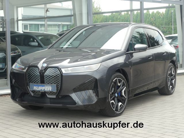 BMW iX 7.280 km 66.700 € Vaihingen / Enz 71665