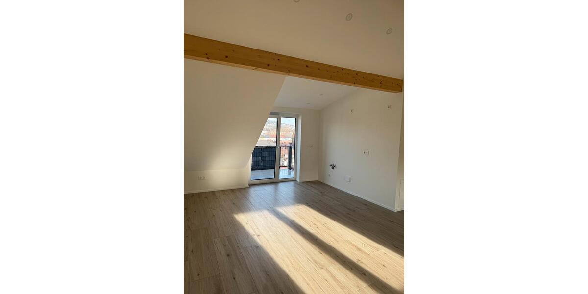 Dachgeschoßwohnung Pforzheim Büchenbronn - 2 Zimmer, 65 m&sup2;, 750&euro; | Angebot:25379681