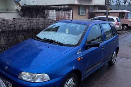 Fiat Punto 74.225 km 2.100 &euro; Ditzingen 71254