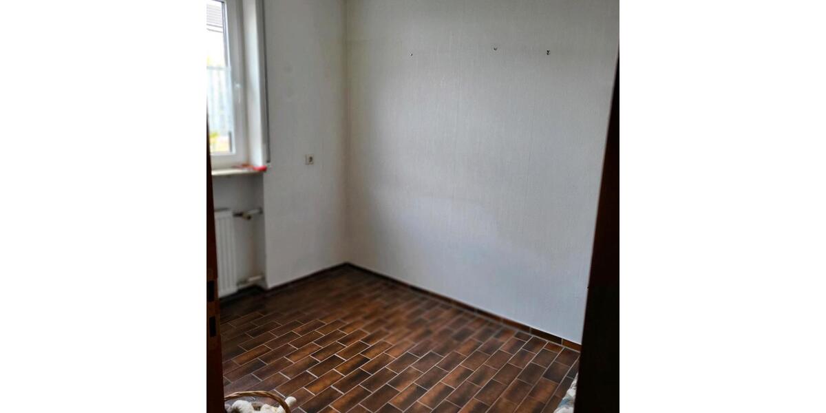 REIHENHAUS Einfamilienhaus Leonberg, 148m2 Wfl, 2 Garagenplätze 6 zimmer