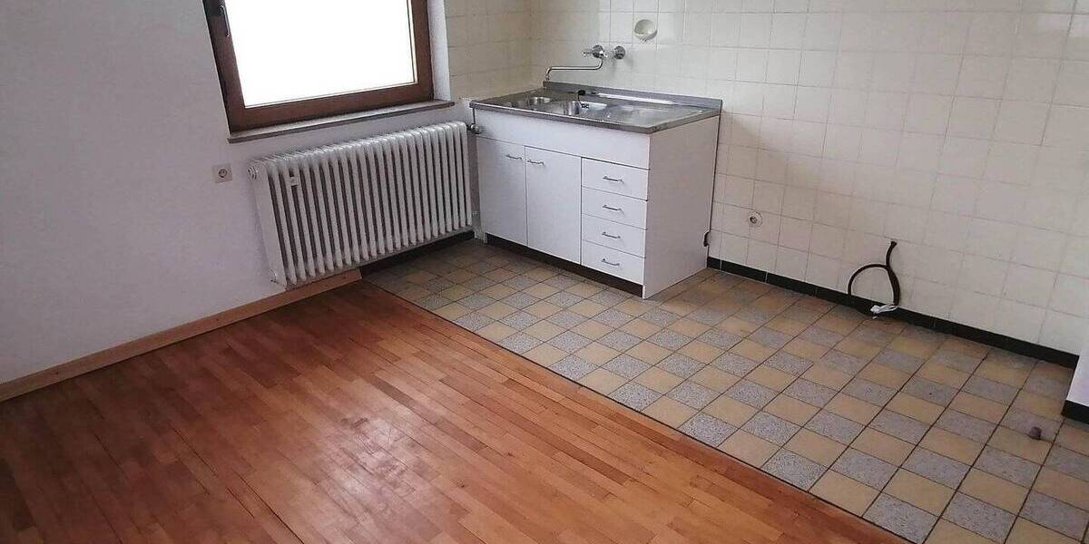 Mehrfamilienhaus, Wohnhaus Markgröningen - 8 Zimmer, 170 m&sup2;, 630.000&euro; | Angebot:26443444