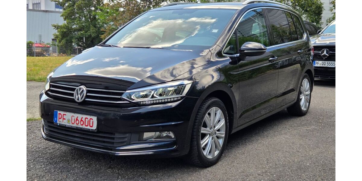 VW Touran 171.222 km 12.989 &euro; Pforzheim 75179