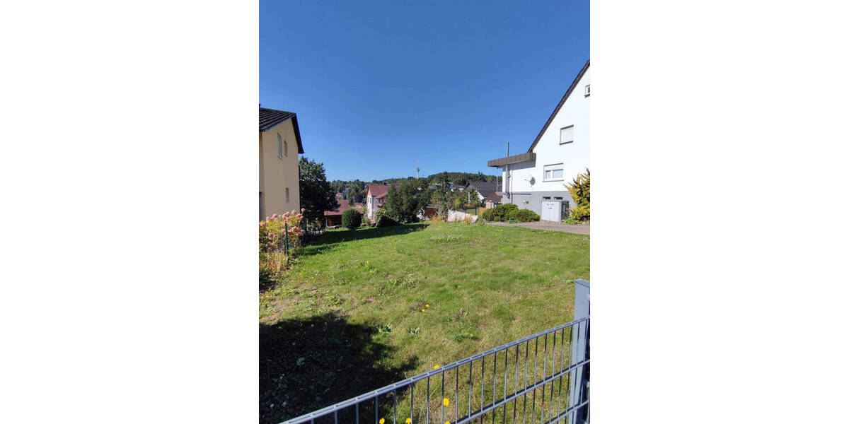 Grünwettersbachs Sonnenseite - Bauplatz für freistehendes 1-2 FH zimmer