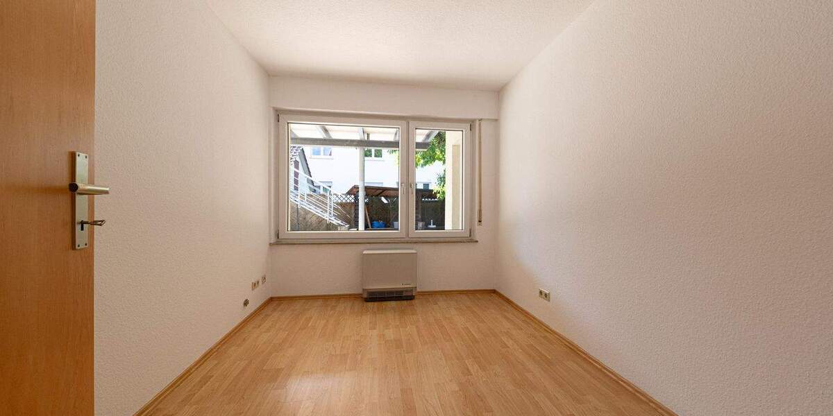 Mehrfamilienhaus, Wohnhaus Sindelfingen Darmsheim - 8 Zimmer, 193 m&sup2;, 790.000&euro; | Angebot:25694984