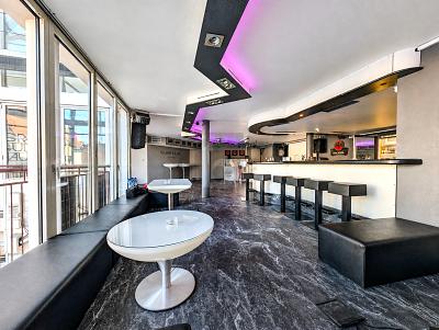 WER IM GLASHOUSE SITZT, SOLLTE LAUTER DREHEN - Gewerbeobjekt Leonberg | Angebot:27359682