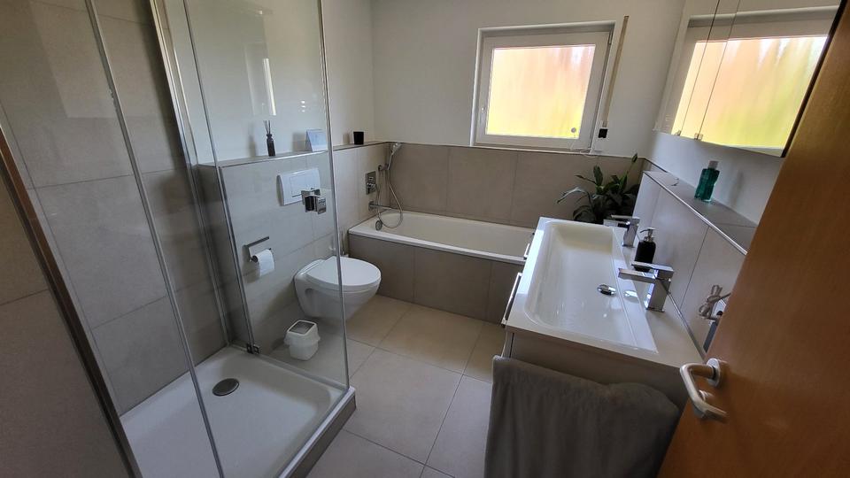 Reihenhaus Leonberg - 5 Zimmer, 130 m&sup2;, 595.000&euro; | Angebot:26941476