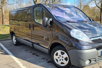 Opel Vivaro 335.000 km 7.900 &euro; Vaihingen an der Enz 71665