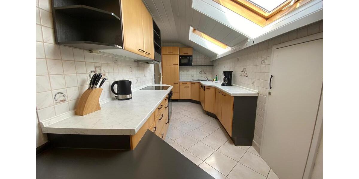 Dachgeschoßwohnung Sindelfingen - 3 Zimmer, 62 m&sup2;, 1.150&euro; | Angebot:26449297