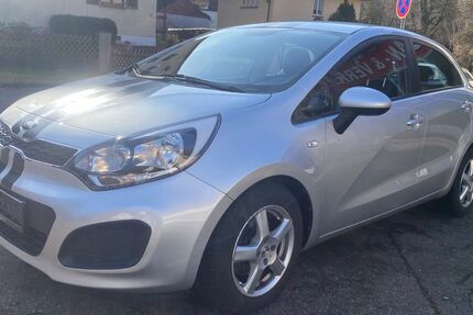 Kia Rio 69.000 km 6.999 &euro; Calw 75365