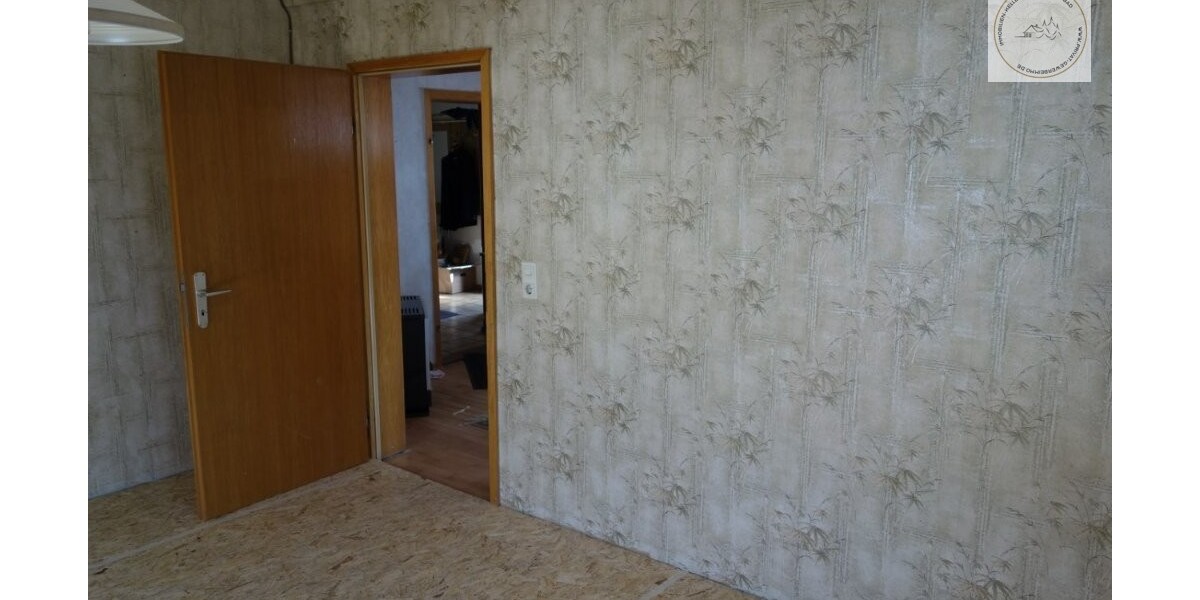 1 Familienhaus mit Potenzial und sehr großem Garten - Einfamilienhaus Straubenhardt Pfinzweiler | Angebot:26161018