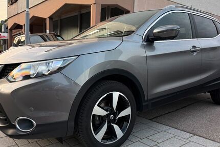 Nissan Qashqai 81.054 km 14.499 &euro; Bad Wildbad 75323
