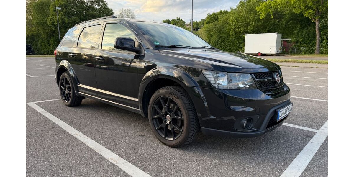 Fiat Freemont 141.000 km 13.980 &euro; Calw 75365