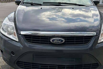Ford Focus Stufenheck