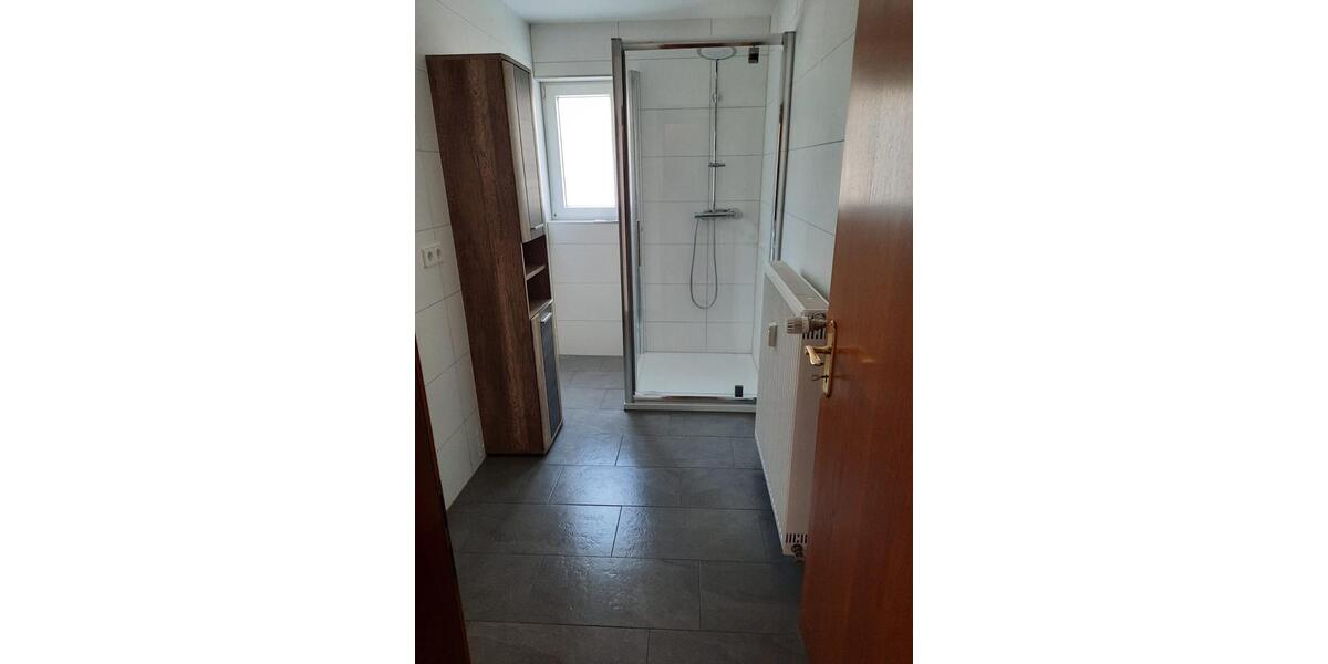 Erdgeschoßwohnung Zaisenhausen - 4 Zimmer, 125 m&sup2;, 900&euro; | Angebot:26367604