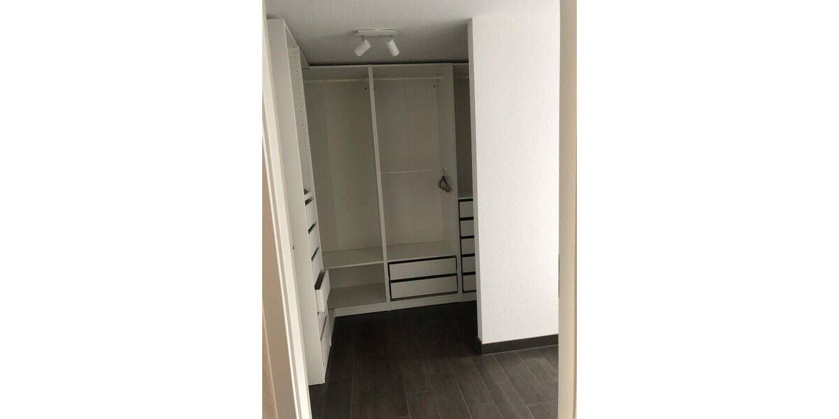 Etagenwohnung Sindelfingen Mitte - 3 Zimmer, 89 m&sup2;, 1.410&euro; | Angebot:26919272