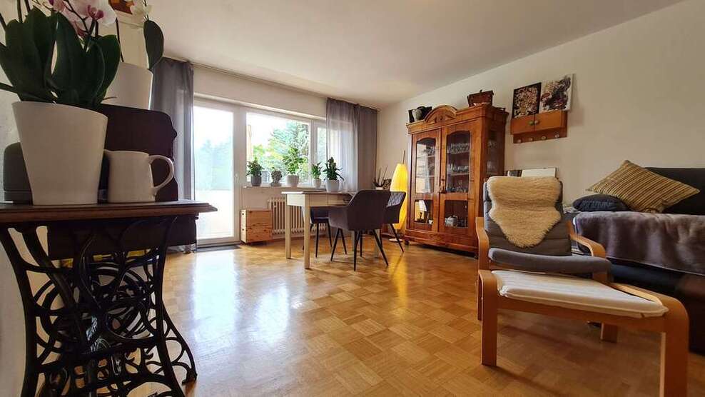 Wohnung zum Kaufen in Karlsruhe 269.000 € 68.35 m²