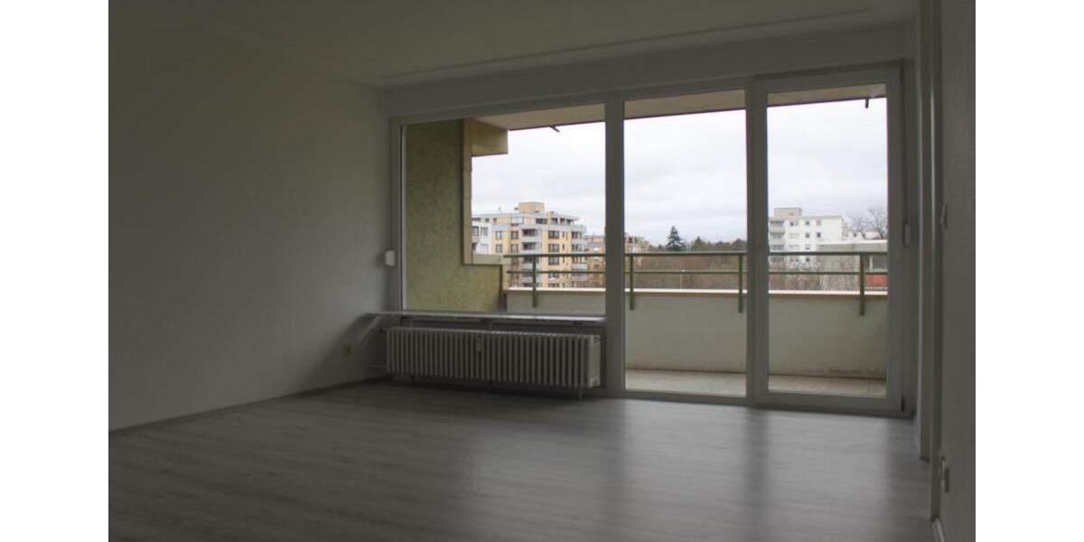 Etagenwohnung Pforzheim Eutingen - 2 Zimmer, 65 m&sup2;, 1.030&euro; | Angebot:25175350