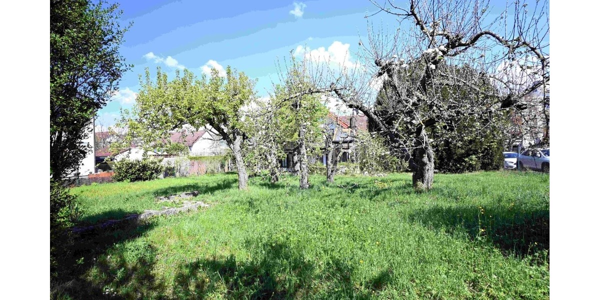 Großes Grundstück mit Potential und renovierungsbedürftigem Haus - Einfamilienhaus Vaihingen Enz Stadt Vaihingen | Angebot:26636280