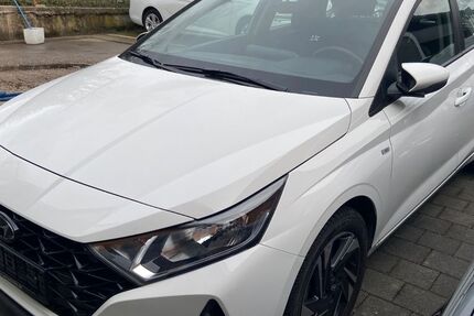 Hyundai i20 53.858 km 15.790 &euro; Bretten 75015