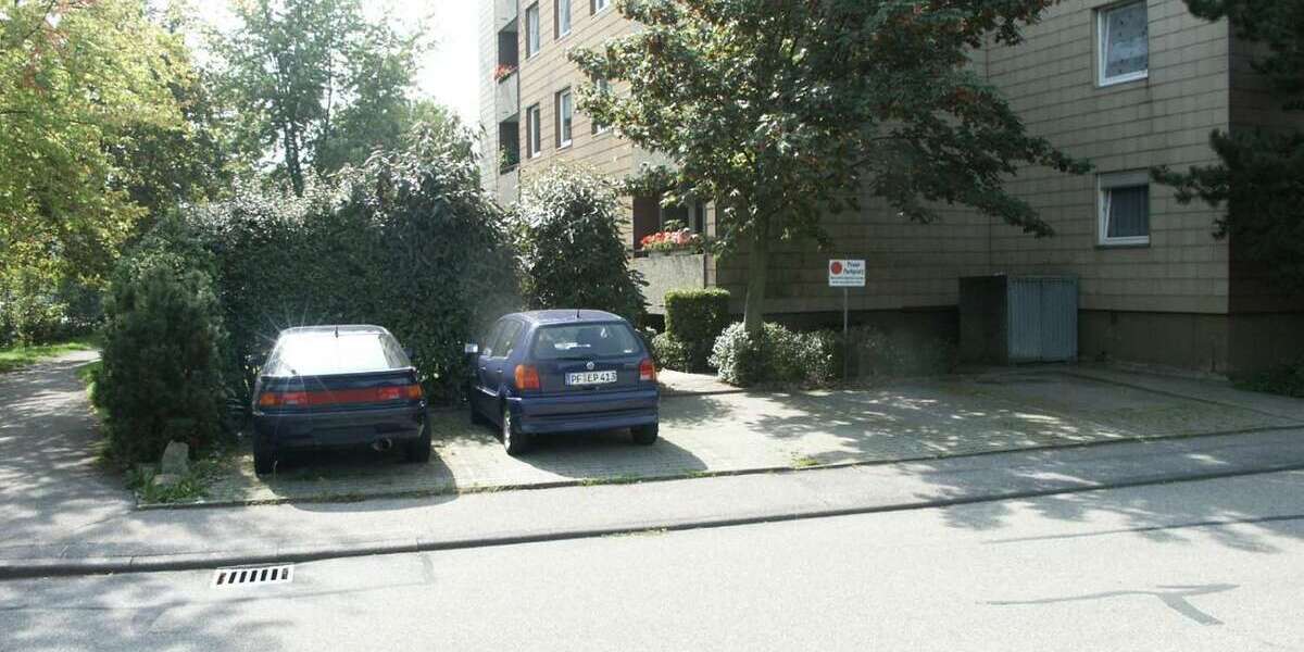 Garagen / Stellplätze Pforzheim-Huchenfeld Huchenfeld - 25&euro; | Angebot:24593177