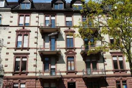 Charmante Altbauwohnung in zentraler Lage Karlsruhes! 2 zimmer