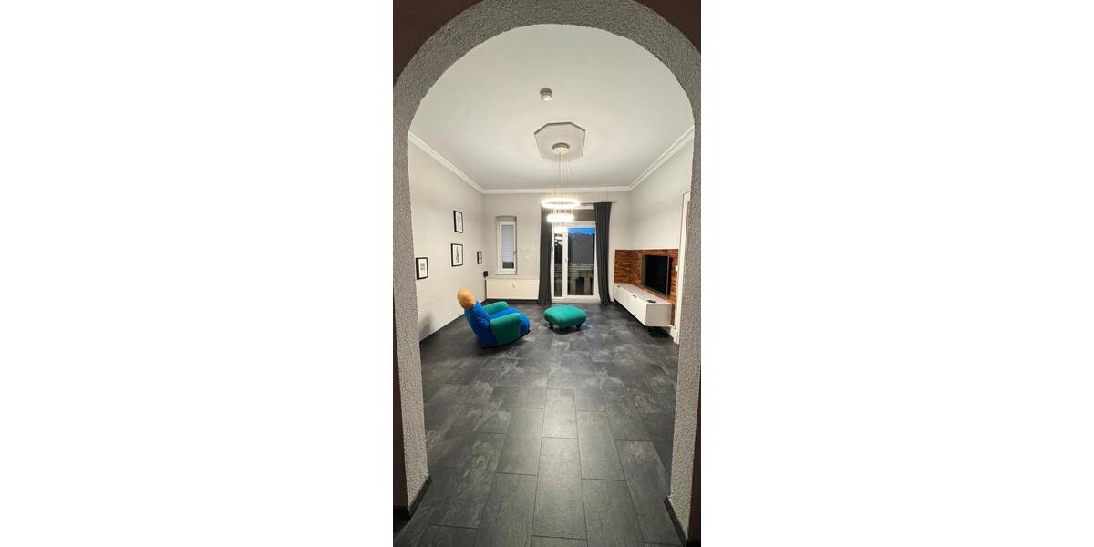 Etagenwohnung Pforzheim - 3 Zimmer, 85 m&sup2;, 215.000&euro; | Angebot:26802857