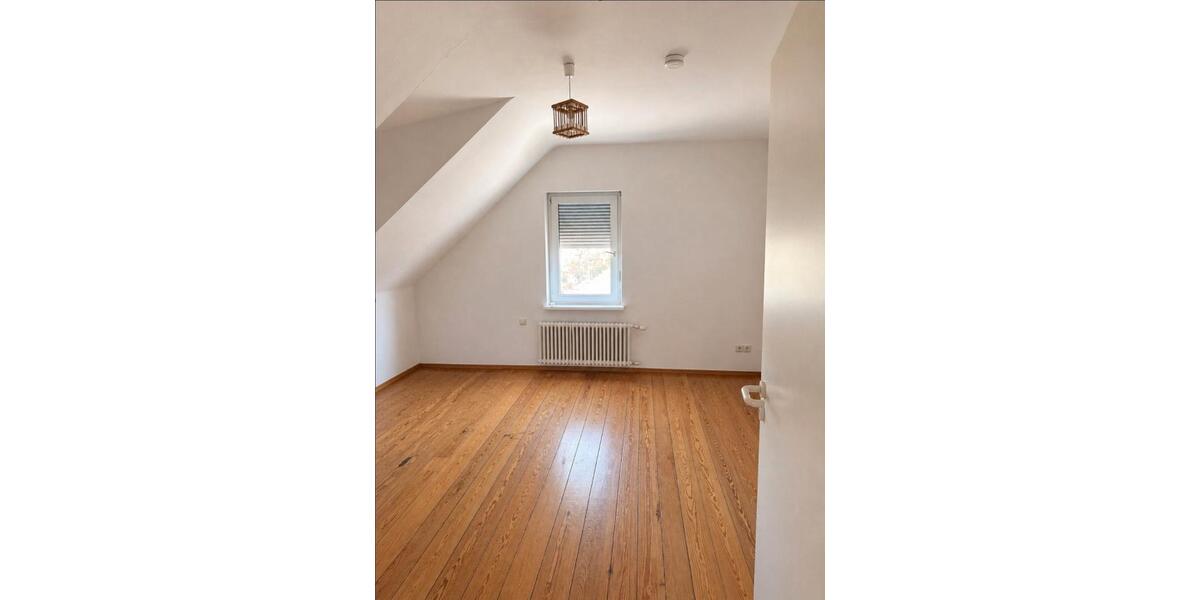 Dachgeschoßwohnung Karlsruhe Daxlanden - 2 Zimmer, 75 m&sup2;, 600&euro; | Angebot:26443360