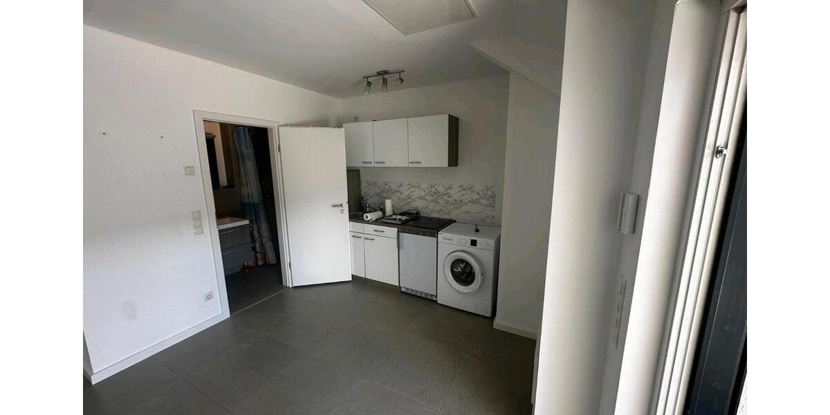 Terrassenwohnung Pforzheim Weststadt - 1 Zimmer, 35 m&sup2;, 680&euro; | Angebot:26295445