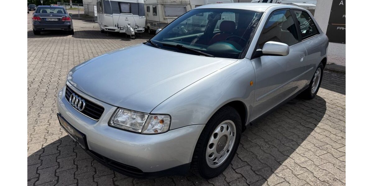 Audi A3 97.300 km 3.200 &euro; Gaggenau 76571
