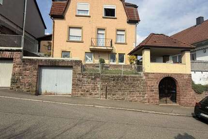 Haus Niefern-Öschelbronn Öschelbronn - 9 Zimmer, 190 m&sup2;, 529.000&euro; | Angebot:26066627
