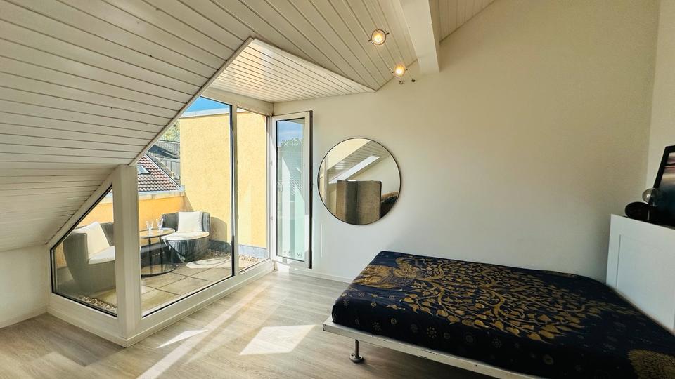 Dachgeschoßwohnung Karlsruhe Südstadt - 1 Zimmer, 27 m&sup2;, 680&euro; | Angebot:26414155