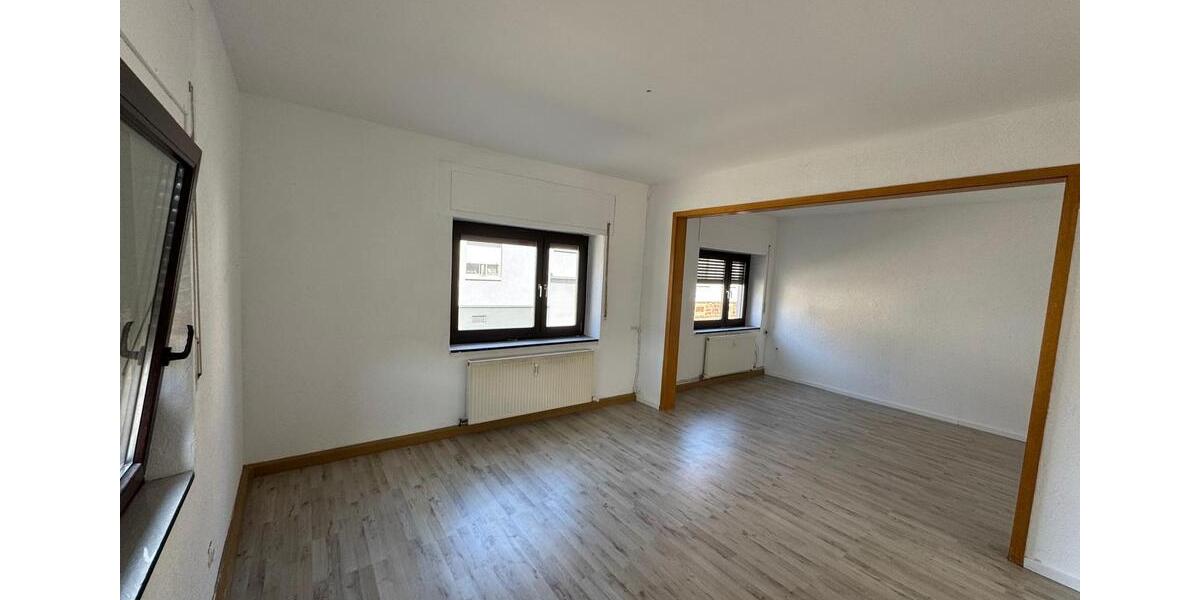 Etagenwohnung Pfinztal - 3.5 Zimmer, 86 m&sup2;, 1.100&euro; | Angebot:26429211