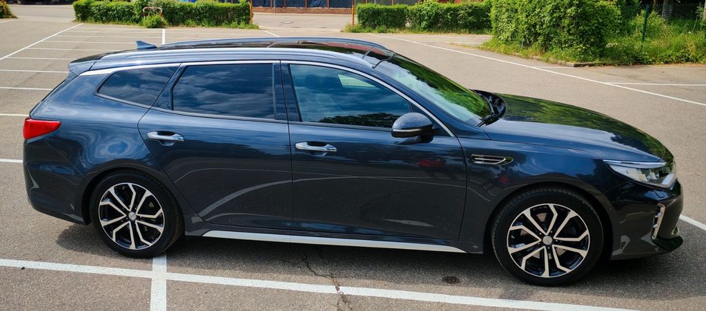 Kia Optima 91.000 km 16.400 &euro; Gaggenau 76571